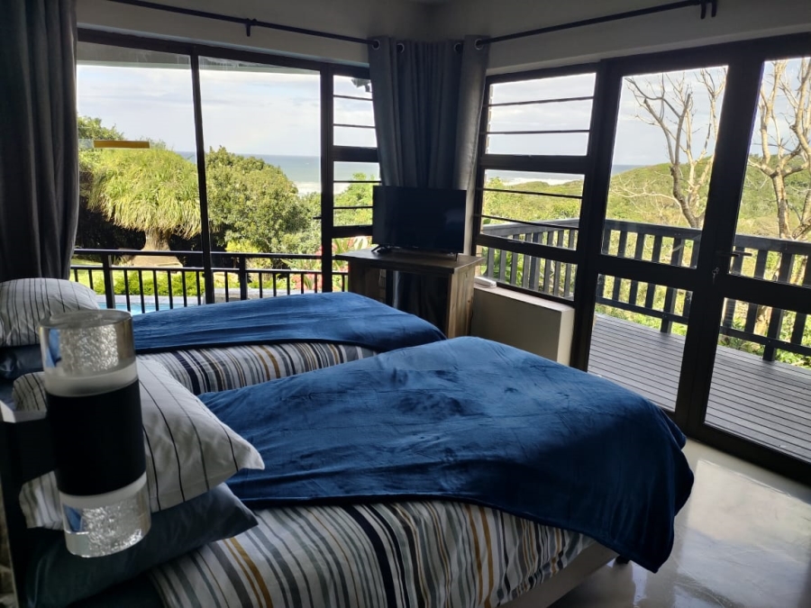 To Let 1 Bedroom Property for Rent in Cove Rock Eastern Cape
